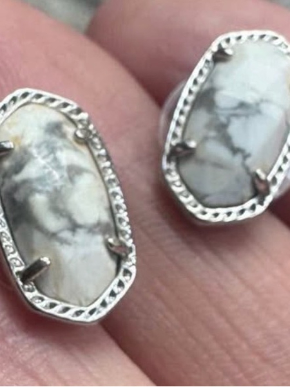 Kendra Scott Ellie Stud Earrings